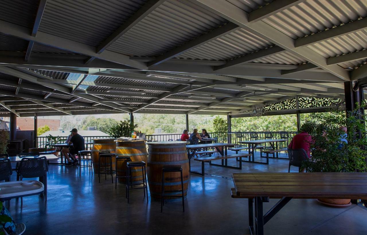 Criterion Hotel Gundagai Exteriör bild