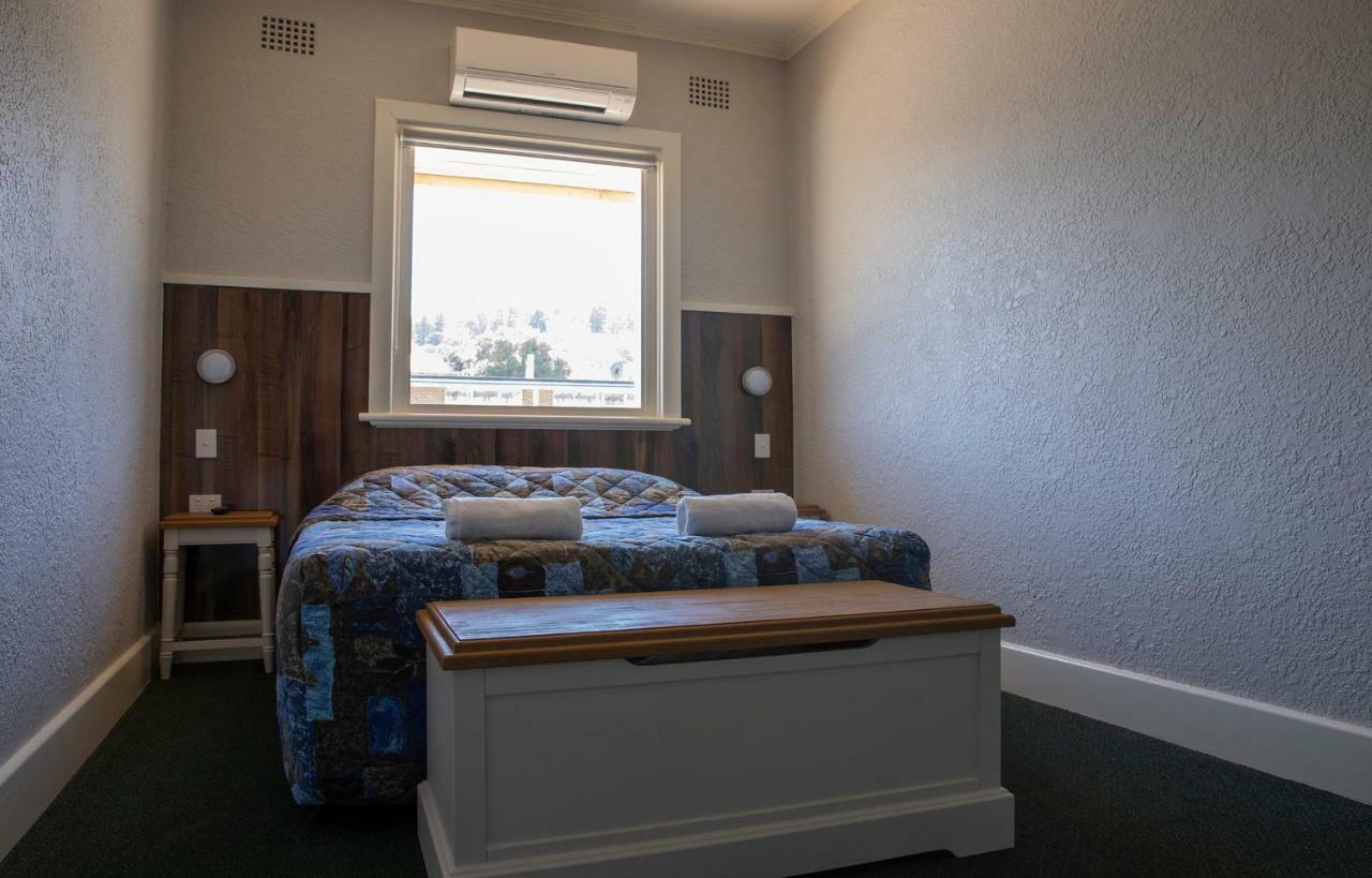 Criterion Hotel Gundagai Exteriör bild